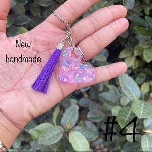 Art resin keychain (#4)